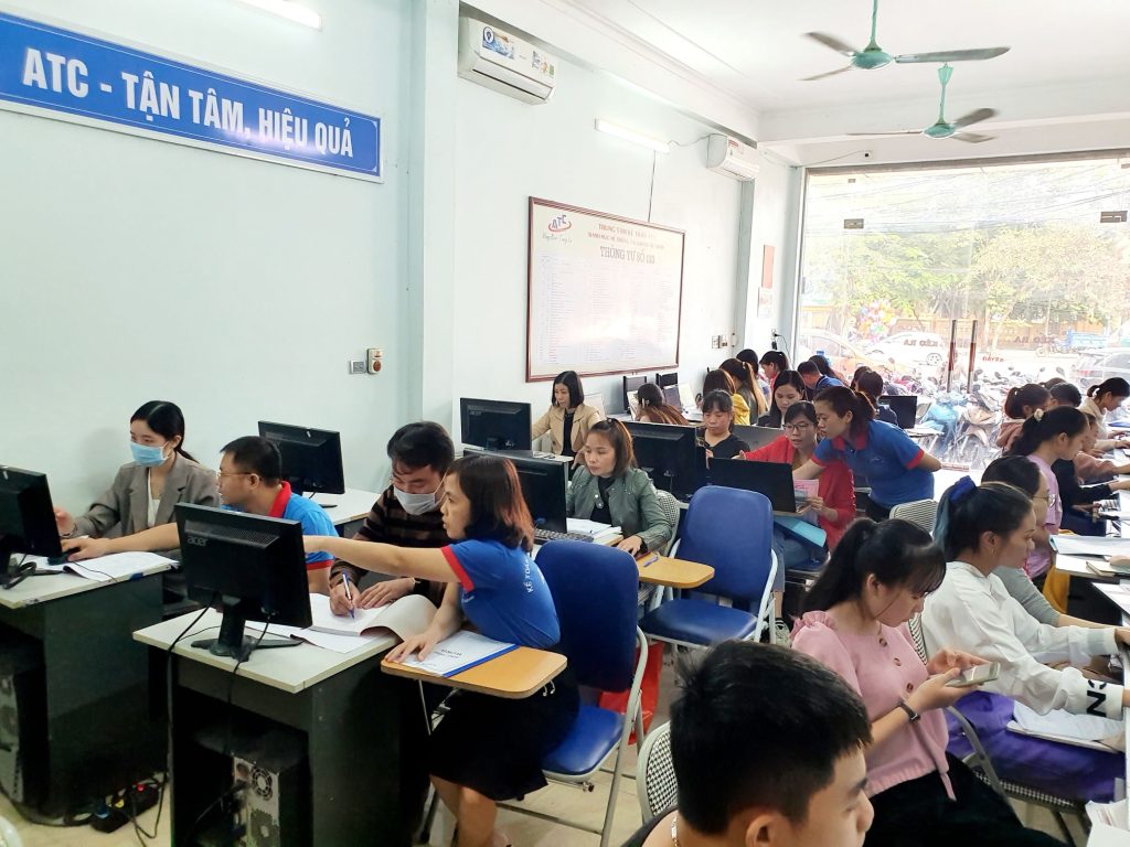 Khóa học kế toán cấp tốc tại Thanh Hóa Khóa học kế toán cấp tốc tại Thanh HóaHạnh phúc là cho đi Ở một trường trung học,