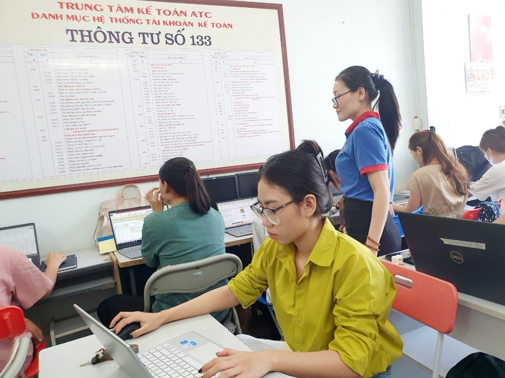Trung tâm tin học ở thanh hóa Tại sao các nhà tuyển dụng luôn luôn đặt ra yêu cầu là ứng viên phải biết và giỏi tin học văn phòng dù tuyển ở