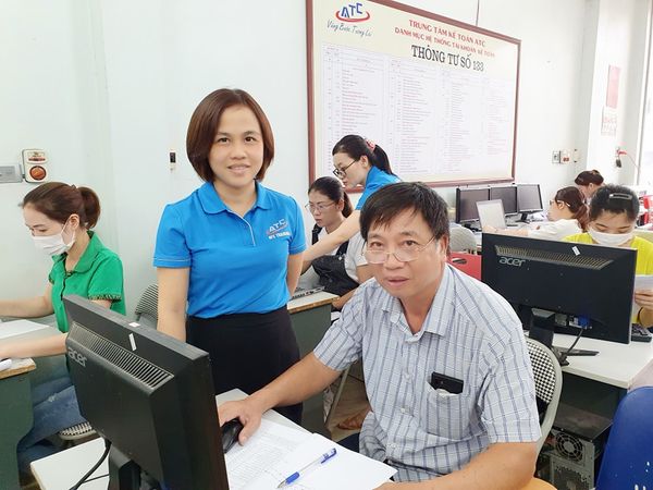 Học tin học ở Thanh Hóa CỨ TƯỞNG NGOÀI 60 KHÔNG HỌC ĐƯỢC KẾ TOÁN & TIN HỌC...Nhầm to ạ... Những người đam mê theo đuổi tri thức thì sự