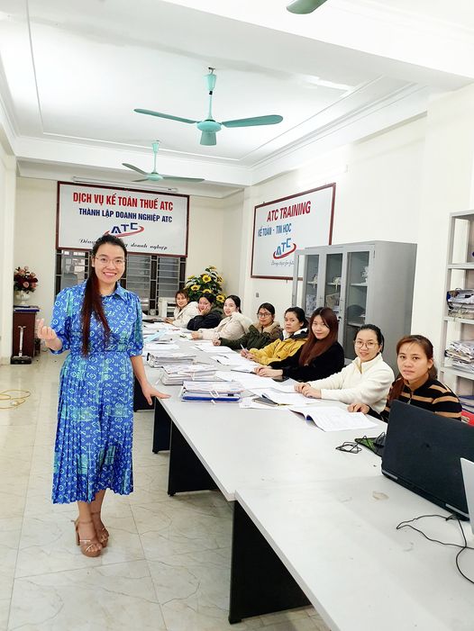 Hoc ke toan tai thanh hoa SẾP ATC SÁNG NAY VỚI CA LÝ THUYẾT NGỌT NGÀO HIỆU QUẢ ...Trước Khi THỰC CHIẾN trên máy, các bạn được trực tiếp
