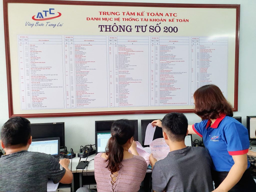 Đào tạo kế toán tại Thanh Hóa Một người thợ lành nghề phải trải qua cả nghìn sản phẩm bị lỗi mới có được một đôi tay linh hoạt