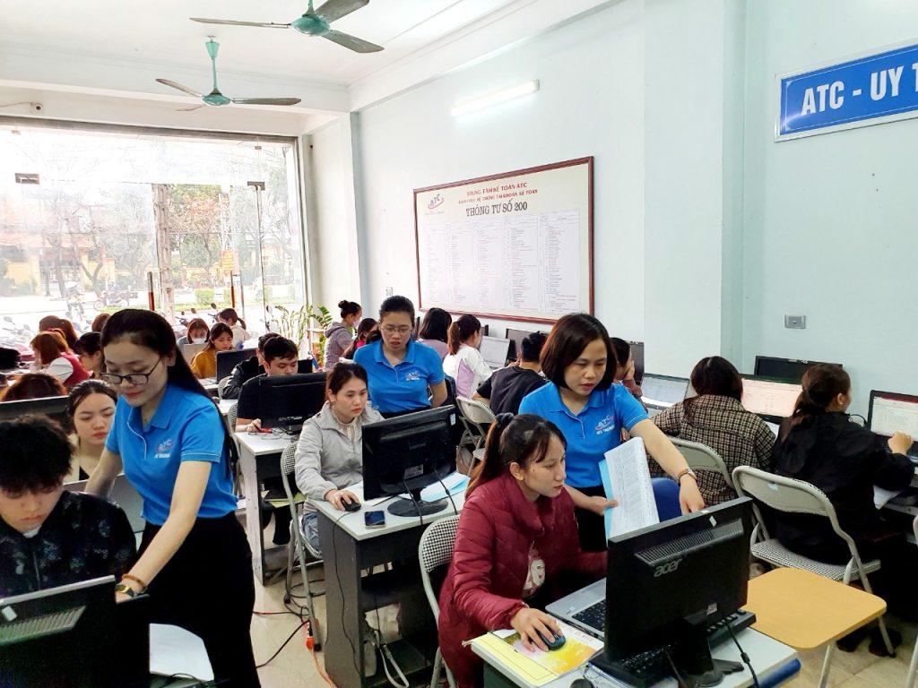 Lop tin hoc thuc hanh o Thanh Hoa