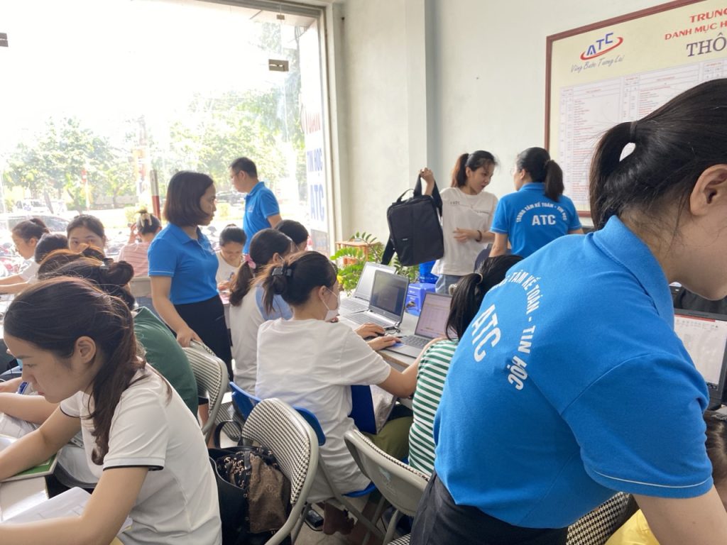 Hoc ke toan cap toc tai thanh hoa Vì bạn là duy nhất, không ai có thể giống bạn 100%, không ai có thể thay bạn.Vậy ngày hôm nay bạn đã làm gì
